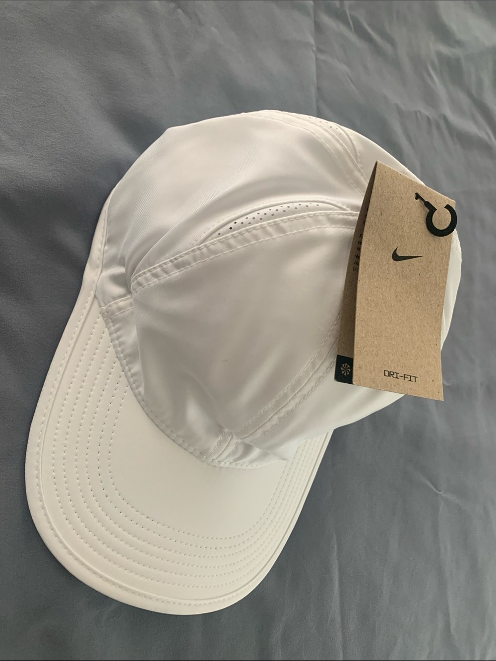 Nike White or black Featherlight Dri-fit Running Cap Hat